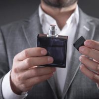 Есте қалатын ерлер хош иістері: әсер қалдыру жолы